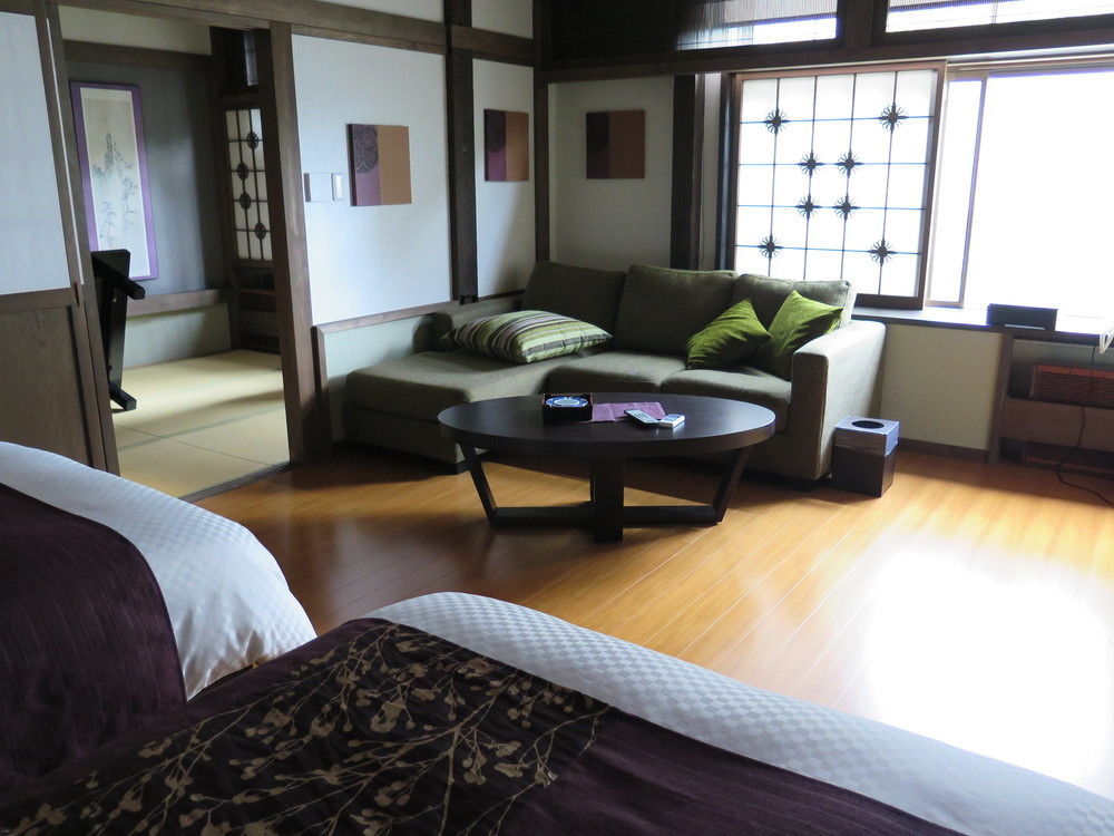 Naraya Hotel Kusatsu  Ngoại thất bức ảnh